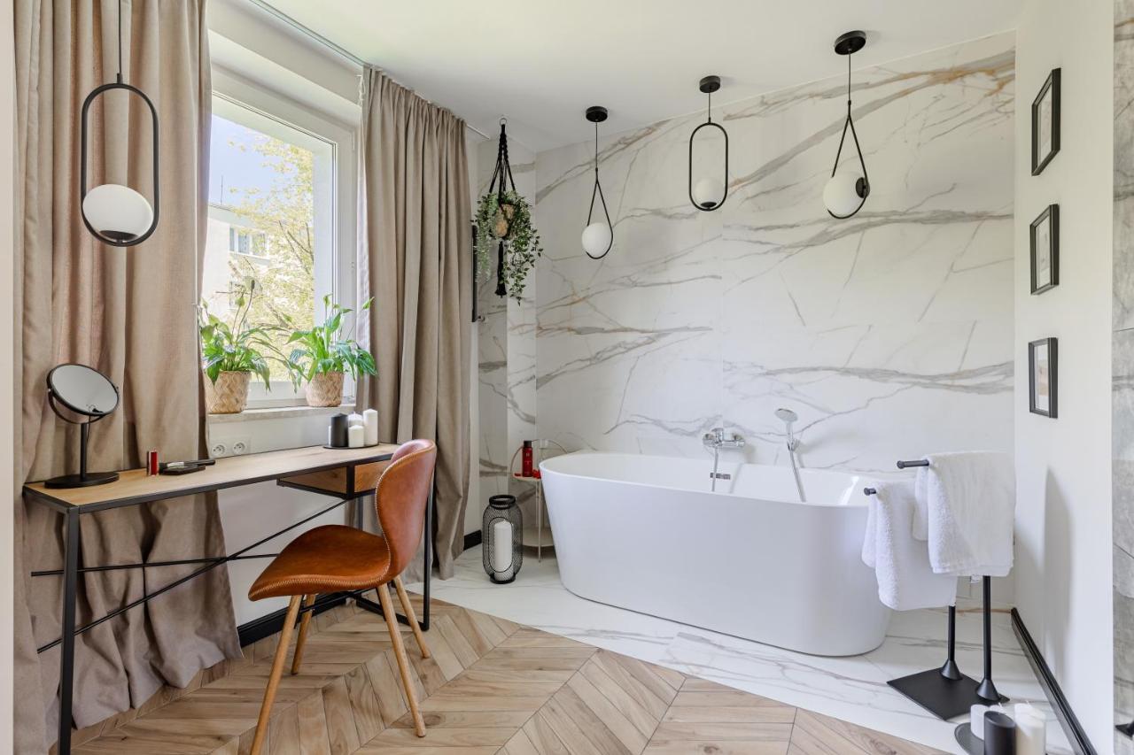 Secret Garden Apartment Warschau Exterior foto